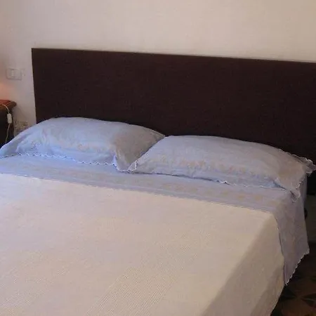 فندق مبيت وإفطار Prisca 3*